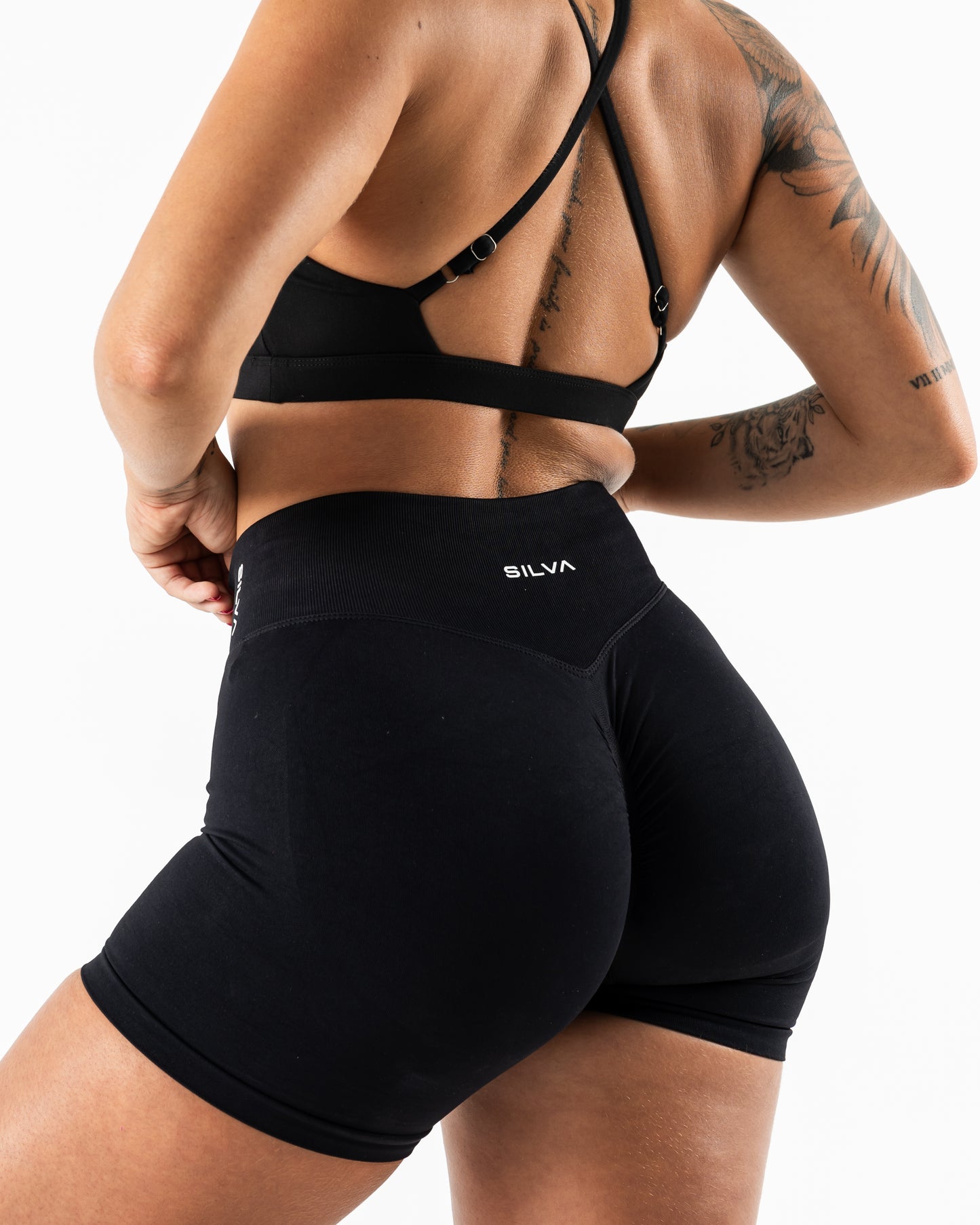 Elite Scrunch Shorts - Black