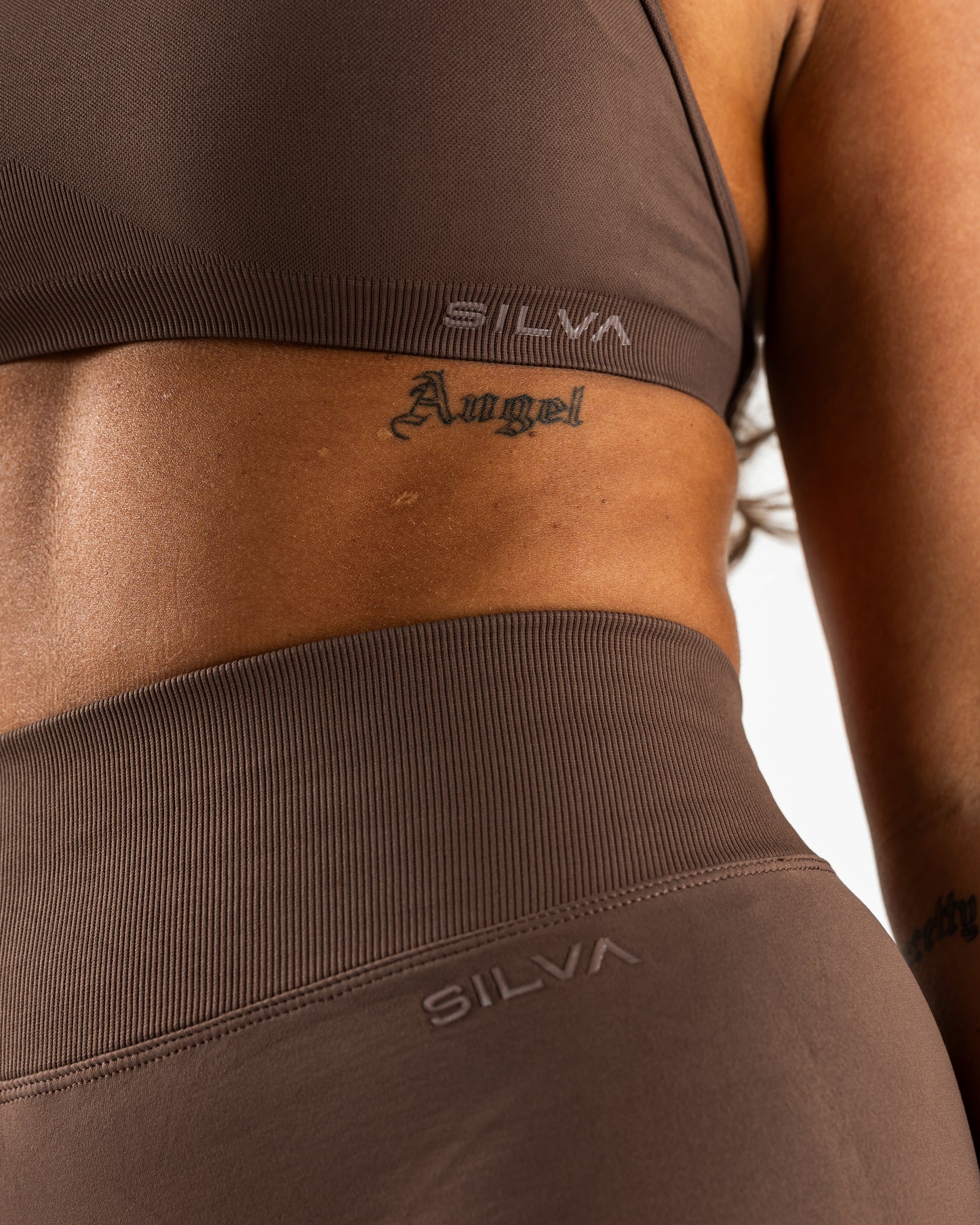 V-Shorts - Mocha