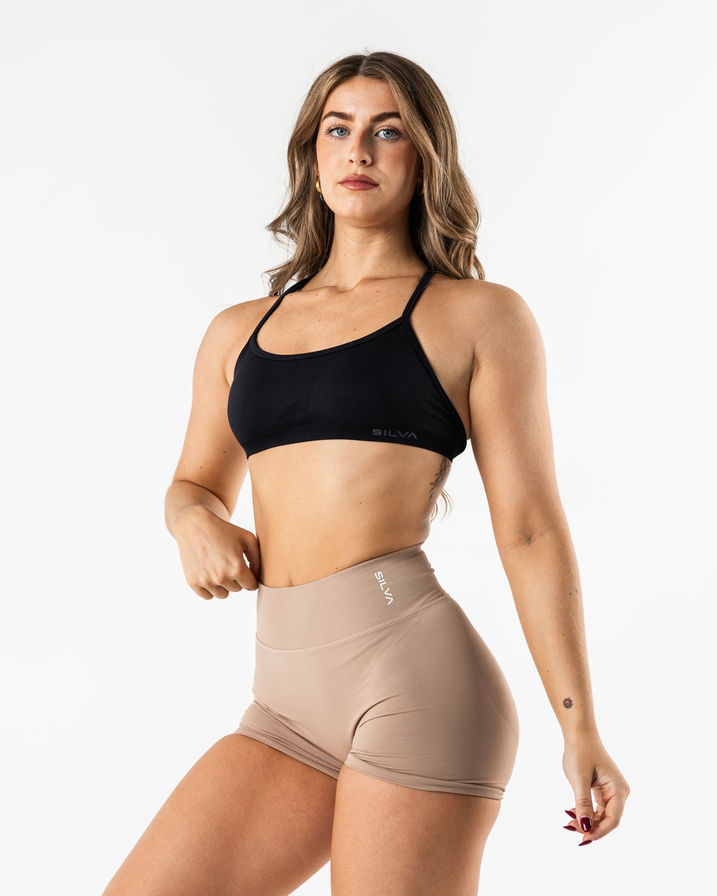 Elite Scrunch Shorts - Beige