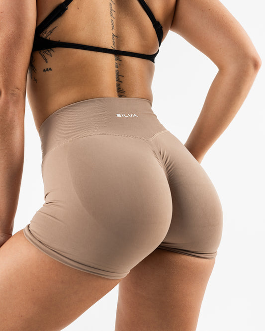 Elite Scrunch Shorts - Beige